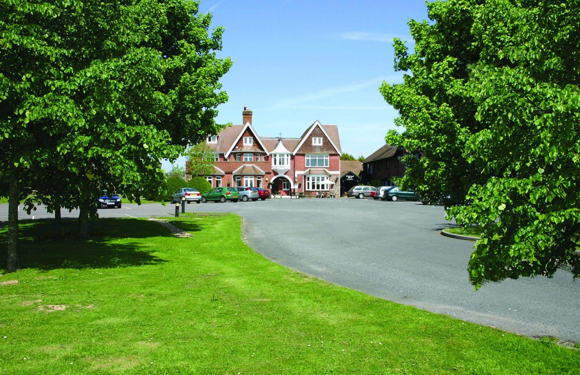 Hickstead Hotel Bolney Bagian luar foto